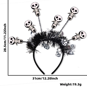 Detailed view of Halloween headband dimensions 28.5x31cm with skeleton décor