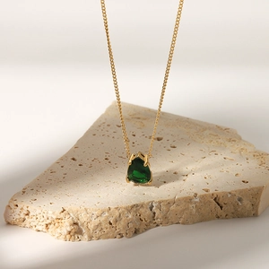 18k gold plated stainless steel necklace with a green pear-cut zircon pendant