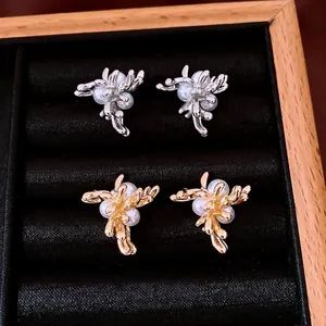 French Elegant Artificial Pearl Rhinestone Flower Earrings With Silver Earring Post Vintage Copper Branch Jewelry For Women