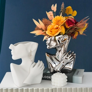 Modern Ceramic Portrait Vase Abstract Female Bust Statue Electroplated Silver Matte White Desktop Art Home Decor Luxury