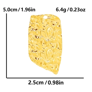 Golden 304 stainless steel heart pendant with hammered texture and size measurements