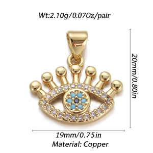 Detailed view of gold-plated evil eye heart pendant with dimensions and copper material info