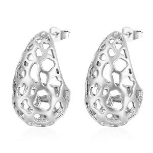Boucles d'oreilles ajourées en forme de goutte argentée, bijoux fins et minimalistes