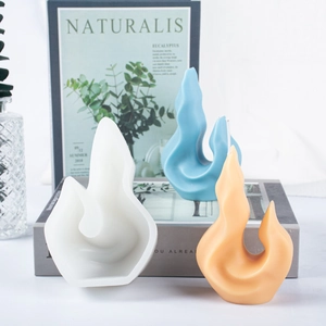 Stampo creativo in silicone a forma di fiamma per candele corallo DIY e decorazioni in gesso