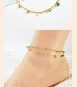 Bracelet de cheville double couche doré avec pierres naturelles vertes et blanches