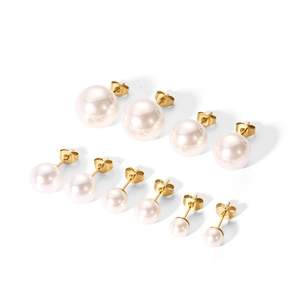 Lot de 5 paires de boucles d'oreilles perles blanches de tailles variées dorées 18K