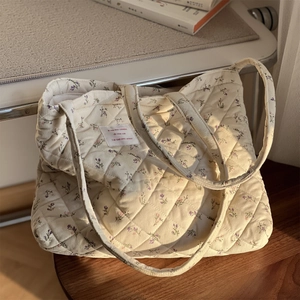 Sac fourre-tout matelassé en velours côtelé à motif floral, grand sac bandoulière chic