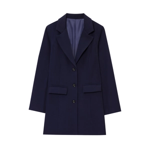 Detail of dark blue blazer featuring three buttons and classic side flap pockets