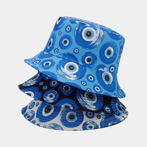 Cappello a secchiello reversibile con motivo Evil Eye in blu, nero e bianco