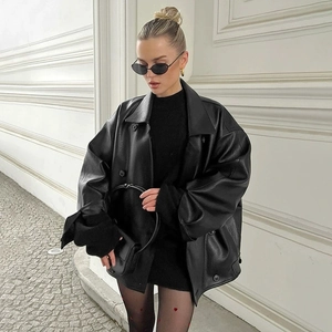 Oversized black leather jacket for women with vintage lapel and loose fit street style