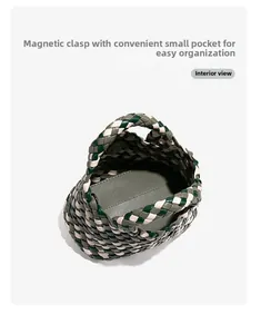 Detailansicht der geflochtenen Tasche mit Magnetverschluss und Innentasche