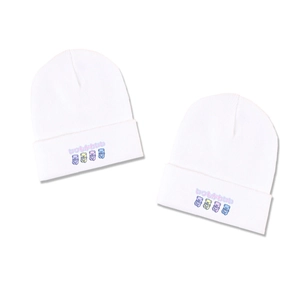 White knitted beanie with cute cartoon bear print and Japanese text for autumn and winter