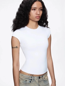 Slim fit white short sleeve athletic t-shirt for women in high elastic cotton fabric
