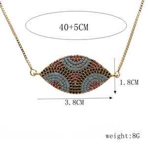 Detailed size map of the heart-shaped evil eye pendant necklace showing dimensions and weight