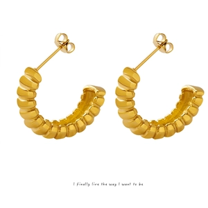Croissant Hoop Earrings Ribbed Texture C Shaped Titanium Steel Gold Plated Retro Minimalist Jewelry For Women