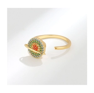 Vue détaillée d'une bague planète dorée en argent S925 sertie de zircons multicolores