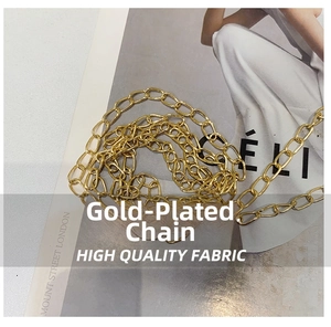 Detailed close-up of the elegant gold-plated metal chain strap for kids jelly bags