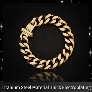 Bracciale a catena cubana dorata in acciaio al titanio con chiusura magnetica