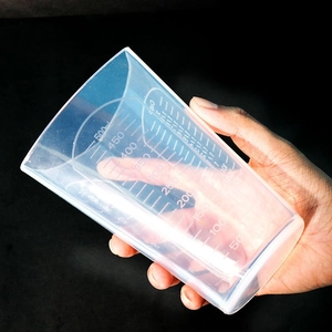500ml flexible silicone measuring cup with clear graduation scales for resin casting