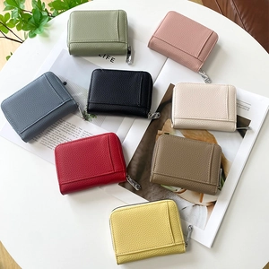 L-shaped zipper accordion card wallet in eight colors featuring pebbled texture leather