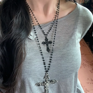 Gothic Cross Pendant Necklace Alloy Rhinestone Inlaid Black Beaded Chain Retro Aesthetic Jewelry For Women