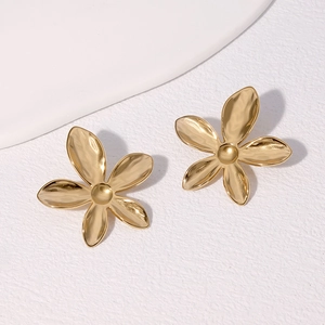 Boucles d'oreilles clous fleur à cinq pétales en acier inoxydable plaqué or 18 carats