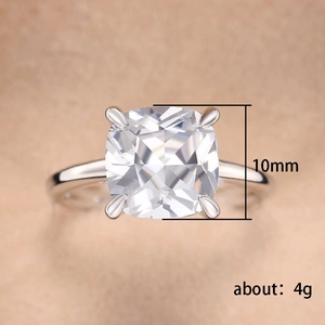 Detail of 10mm cushion cut zirconia wedding ring showing weight and stone size