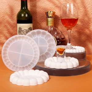 Bubble edge silicone coaster molds for DIY resin casting in white and translucent finish