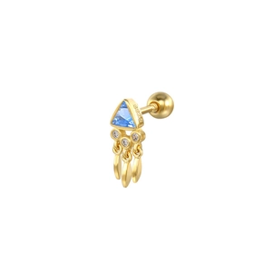 Détail macro du piercing d'oreille en argent S925 doré avec gemme bleue et glands feuilles