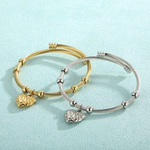 Minimalist stainless steel twisted cable heart charm bracelets in gold and silver colors