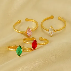 Anello Aperto Regolabile Zircone Taglio Marquise Acciaio Inossidabile Placcato Oro 18K Texture Martellata Per Donne