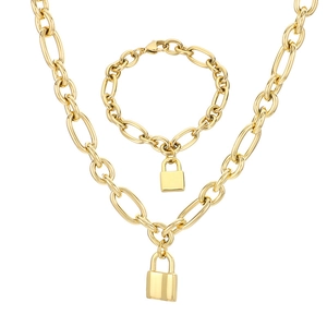 Golden hip hop jewelry set with oval link chain necklace, bracelet and lock pendant