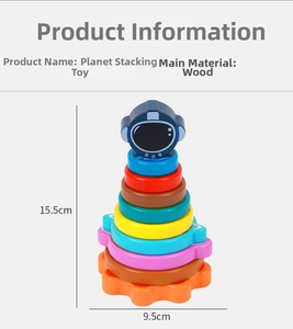 Detailed view of astronaut-themed stacking toy dimensions showing 15.5cm height and 9.5cm width