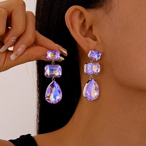 Orecchini pendenti di lusso in cristallo viola con nappa geometrica per donne