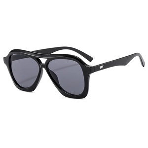 Classic black double-bridge aviator sunglasses with thick frame and dark gray lenses