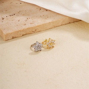 Orecchini a Cerchio in Rame Minimalista Retrò con Strass a Fiocco di Neve per Donna Design a Stella di Nicchia Orecchini a Clip Non Forati Gioielli di Moda