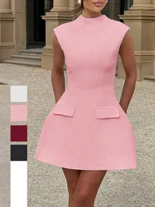 Damen Ärmelloses Tweed Mini Kleid Elegant Mock Neck A-Linie Kurzes Kleid Mit Rückenausschnitt Dekorative Taschen Party