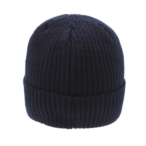 Marineblauwe wintergebreide muts voor heren met dik warm geribbeld patroon voor buiten