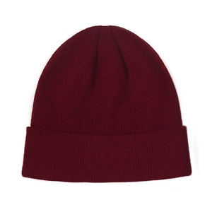 Classic burgundy ribbed knit beanie for men and women featuring a warm folded cuff design