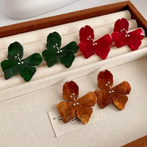 Vintage Flower Butterfly Dangle Earrings With Silver Earring Post Resin Rhinestone Retro Elegant Jewelry For Women