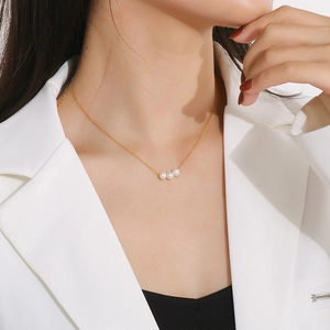 Shell Artificial Pearl Pendant Necklace 18K Gold Plated Stainless Steel Delicate Minimalist Clavicle Chain For Women