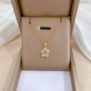 Pendant Necklace Flower Star Gold Plated Stainless Steel Chain Copper Zircon Micro Pave Elegant Jewelry For Women Gift
