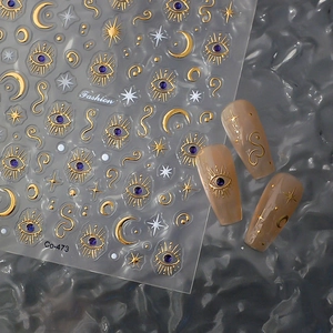 Autocollants 3D dorés pour ongles motifs lune étoile et œil pour manucure créative