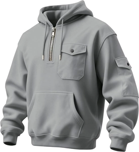 Sudadera gris de hombre con media cremallera, múltiples bolsillos cargo y capucha