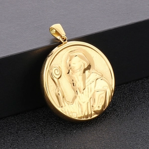 Pendentif circulaire Saint-Benoît doré en acier inoxydable avec relief religieux
