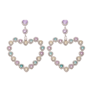 Boucles d'oreilles cœur en argent avec strass multicolores et cadre creux en cristal