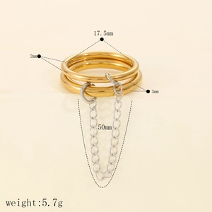 Detailed view of layered stainless steel rings with dimensions and connecting chain