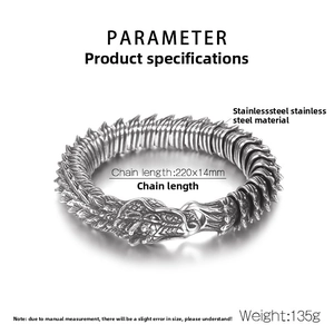 Dettaglio del bracciale drago in acciaio inossidabile con lunghezza di 220 mm e larghezza