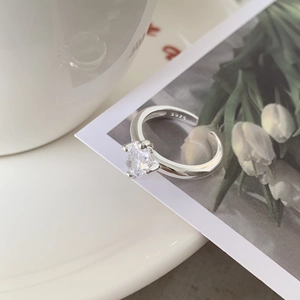 925 sterling silver adjustable ring featuring a four-prong square zircon stone