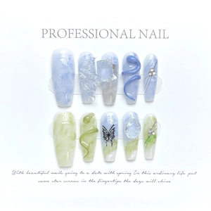Press-on nagels set met blauwe 3D-golven en vlinderpatronen op lange kistvormen